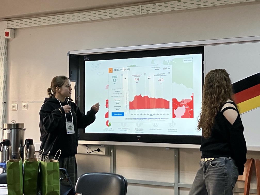 Klara Jaster und Ida Monscheuer